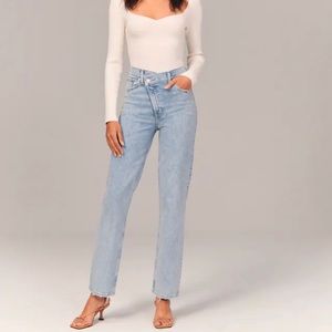Abercrombie 90s Straight Ultra High Rise